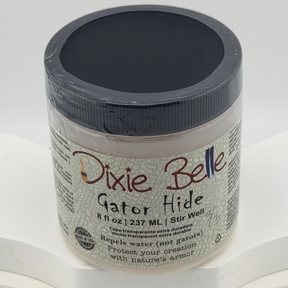Dixie Belle Gator Hide 8oz Water Repellent Clear Top Coat Furniture Sealer